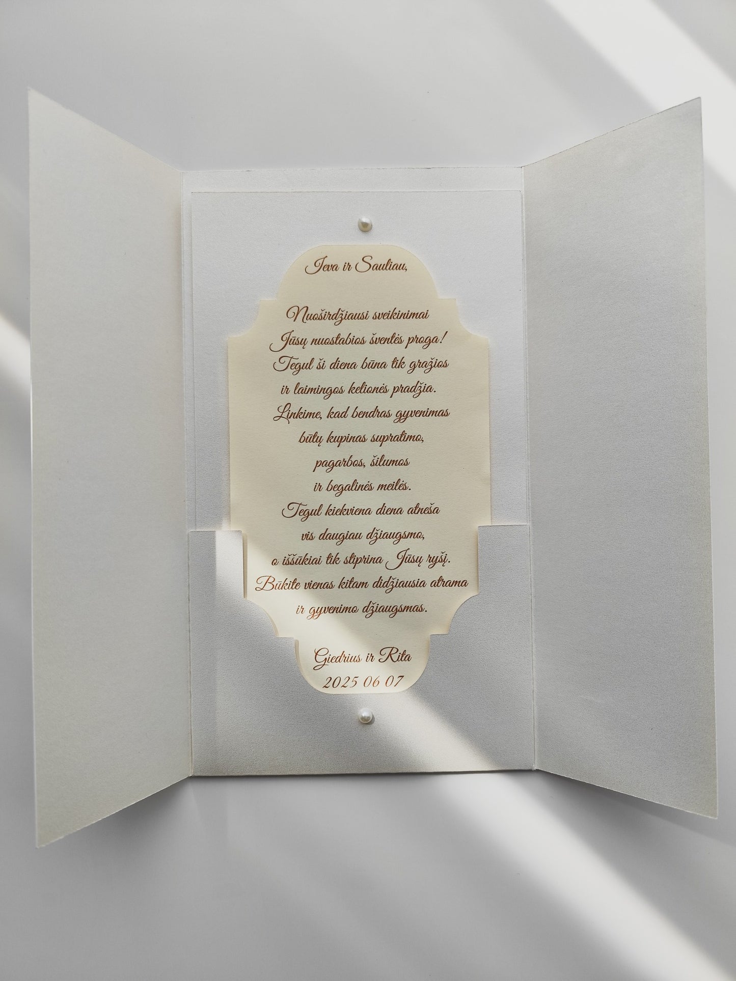 Rankų darbo didelis vestuvinis atvirukas - Dodeco