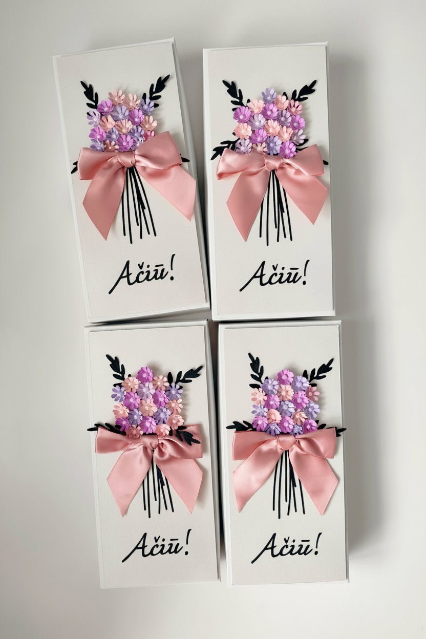 Saldainių dėžutė „Ačiū“ su gėlėmis - Dodeco
