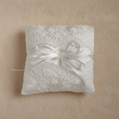 Elegantiška vestuvinė žiedų pagalvėlė su nėriniais - Dodeco