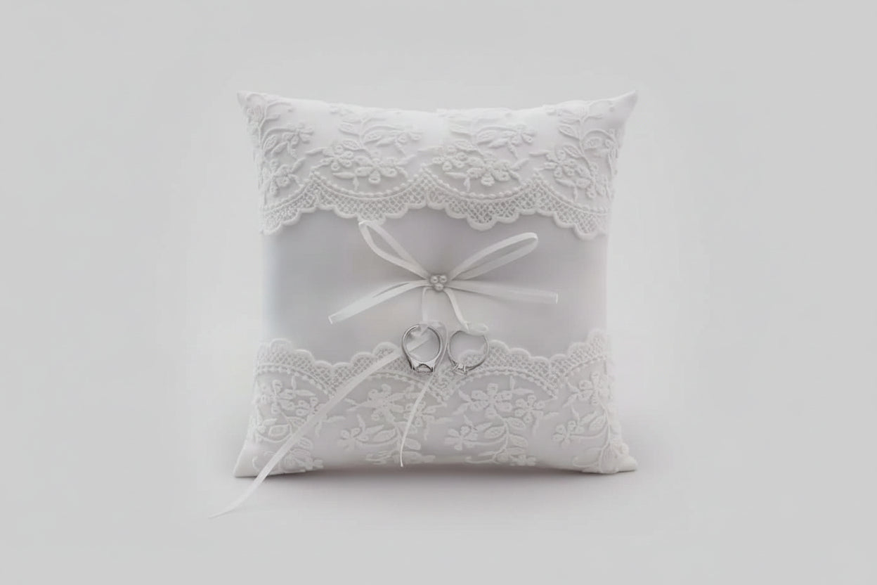 Elegantiška vestuvinė žiedų pagalvėlė su nėriniais - Dodeco